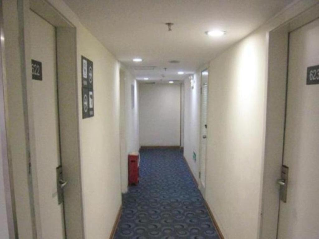 7 Days Inn Chengdu Kuanzhai Alley Huapaifang Metro Station Ngoại thất bức ảnh